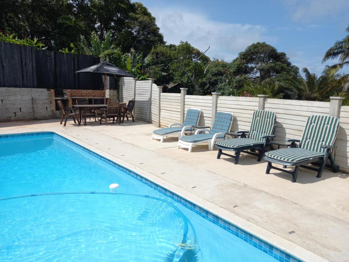 Poolside Guest House Port Shepstone Exterior foto